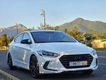 Hyundai Elantra-11