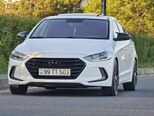 Hyundai Elantra-14