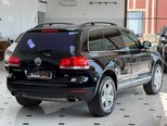 Volkswagen Touareg-8