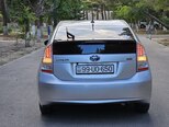 Toyota Prius-11