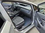 Toyota Prius-15