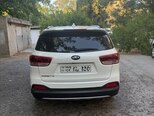 Kia Sorento-4