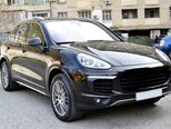 Porsche Cayenne-16