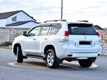 Toyota Land Cruiser Prado-5