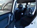 Toyota Land Cruiser Prado-17