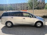Mitsubishi Chariot Grandis-3