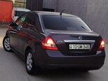 Nissan Tiida-3