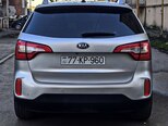 Kia Sorento-14