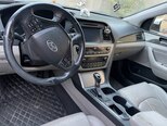 Hyundai Sonata-6