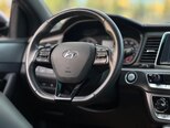 Hyundai Sonata-16