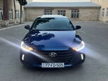 Hyundai Elantra-1