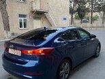 Hyundai Elantra-10