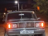 LADA (VAZ) 2107-1