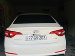 Hyundai Sonata-12
