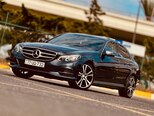 Mercedes E 220-1
