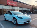 Tesla Model 3-1