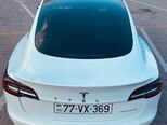 Tesla Model 3-4