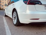 Tesla Model 3-5