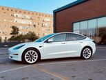 Tesla Model 3-2