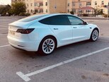 Tesla Model 3-11