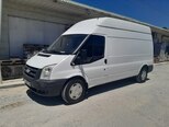Ford Transit-3