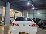 Hyundai Sonata-5