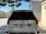 Toyota Land Cruiser Prado-4