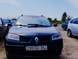 Renault Megane-12