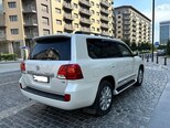 Toyota Land Cruiser-10