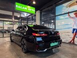 BMW i7-4