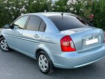 Hyundai Accent-5