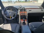 Mercedes E 200-3