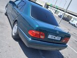 Mercedes E 200-6