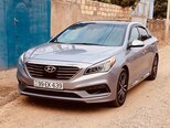 Hyundai Sonata-15