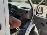 Ford Transit-6
