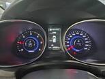 Hyundai Santa Fe-5