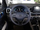 Hyundai Venue-15