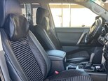 Toyota Land Cruiser Prado-10