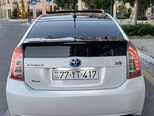 Toyota Prius-2