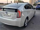 Toyota Prius-7