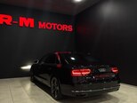 Audi A8-7