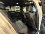 BMW 530e-11