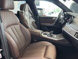 BMW X7-38