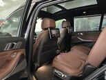 BMW X7-12