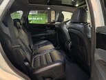 Kia Sorento-12