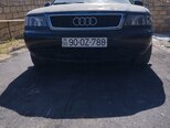 Audi A8-2