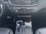 Kia Sorento-12