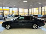Mercedes E 220 d-6