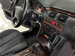 Mercedes E 220 d-15