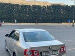 Volkswagen Jetta-2